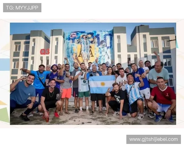 卡塔尔世界杯球迷图片欣赏：感受世界各地球迷的狂热与激情